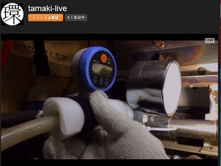 Live1.jpg